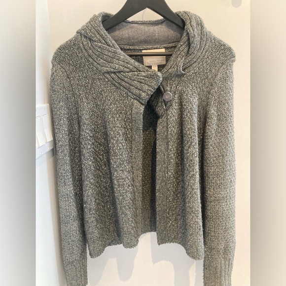 Banana Republic Heritage Size M sweater - Picture 2 of 8